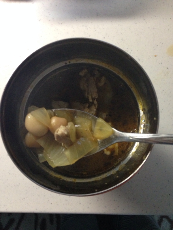 豆と豚肉のカレースープ