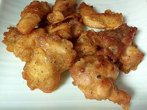 カリッとスパイシー！鶏の唐揚げ レシピ・作り方 by まいまい917｜楽天レシピ