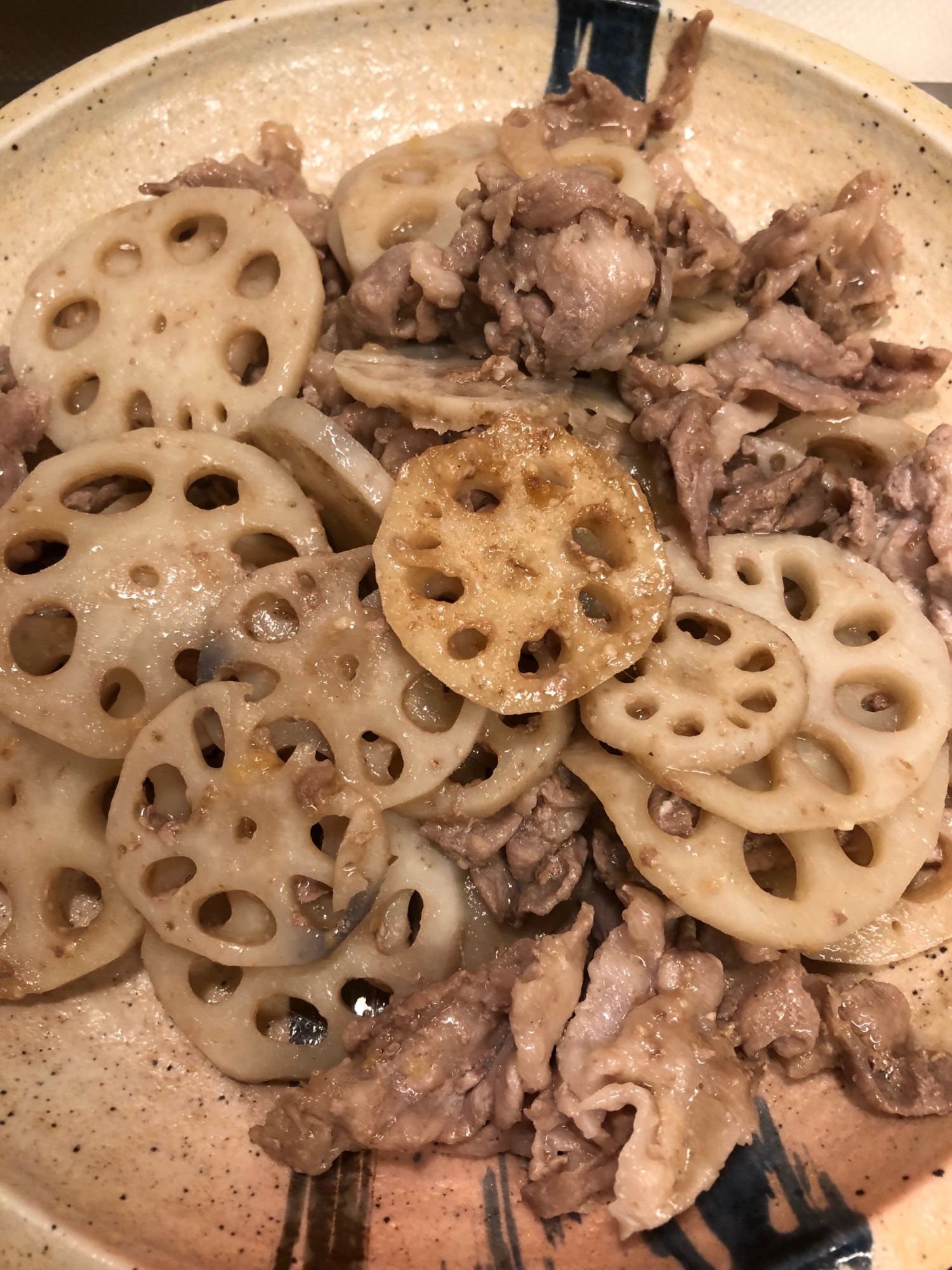 豚肉とレンコンの和風辛子醤油炒め^_^