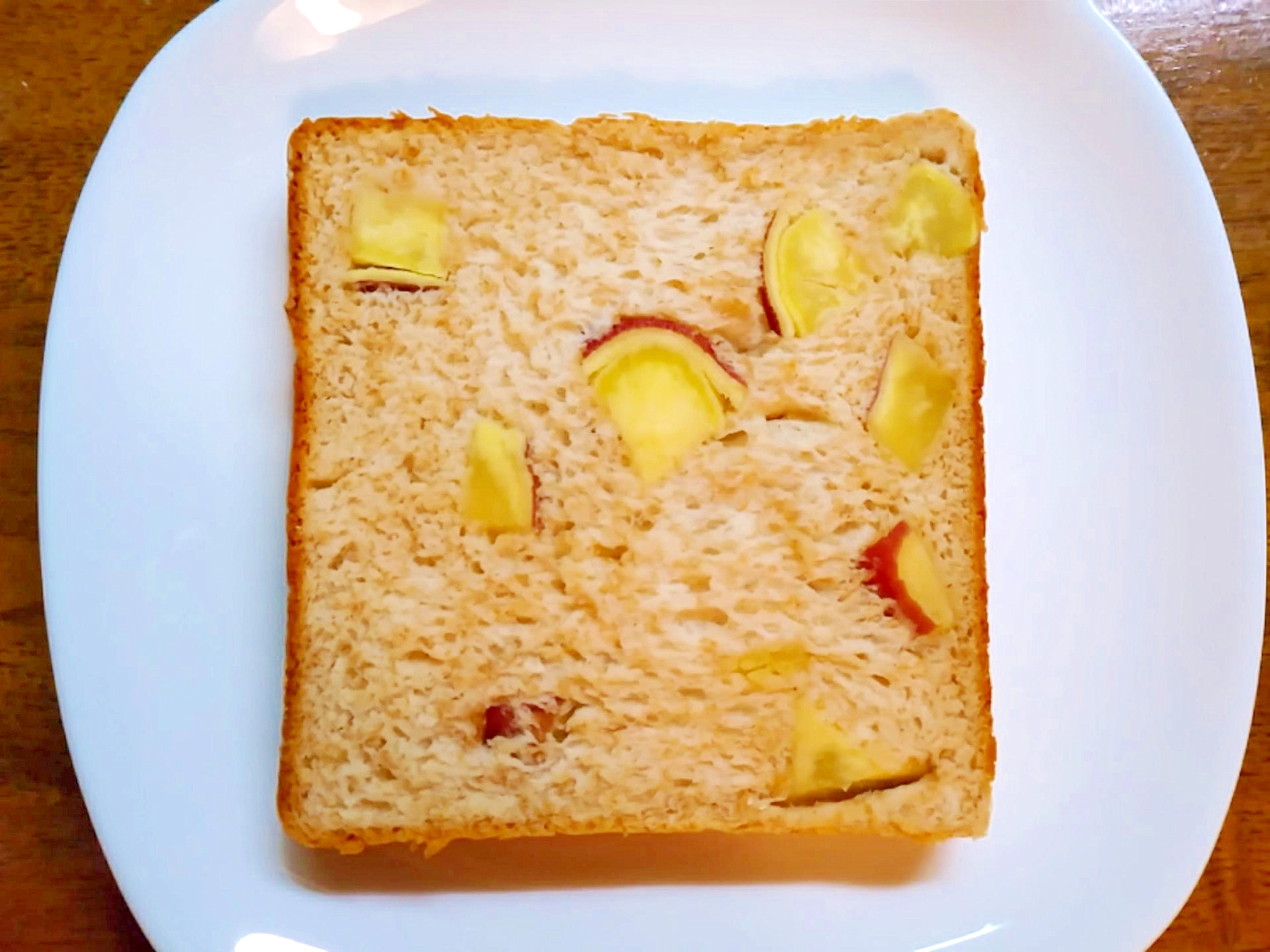 真四角☆ふすま入りゴロゴロ薩摩芋の湯だね食パン