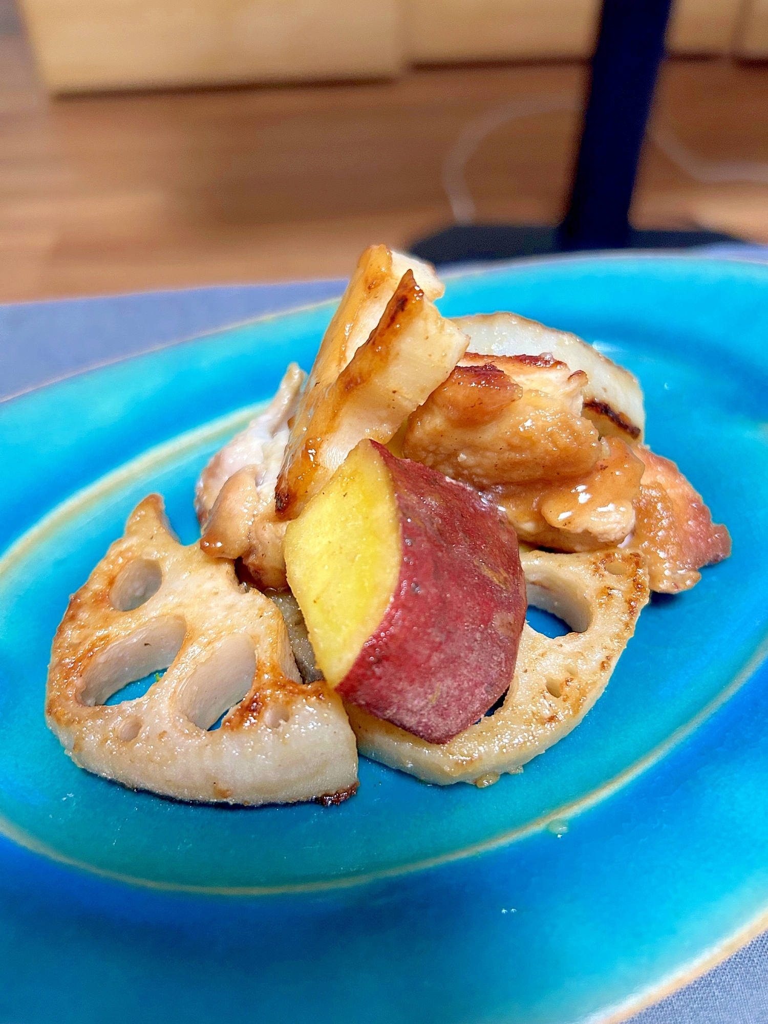 さつまいもとレンコンと鶏肉の甘酢炒め★デパ地下風