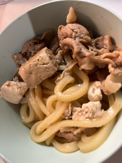 豚肉・豆腐・大根・うどんでつくりました。味付けを参考にさせて頂きありがとうございました！！