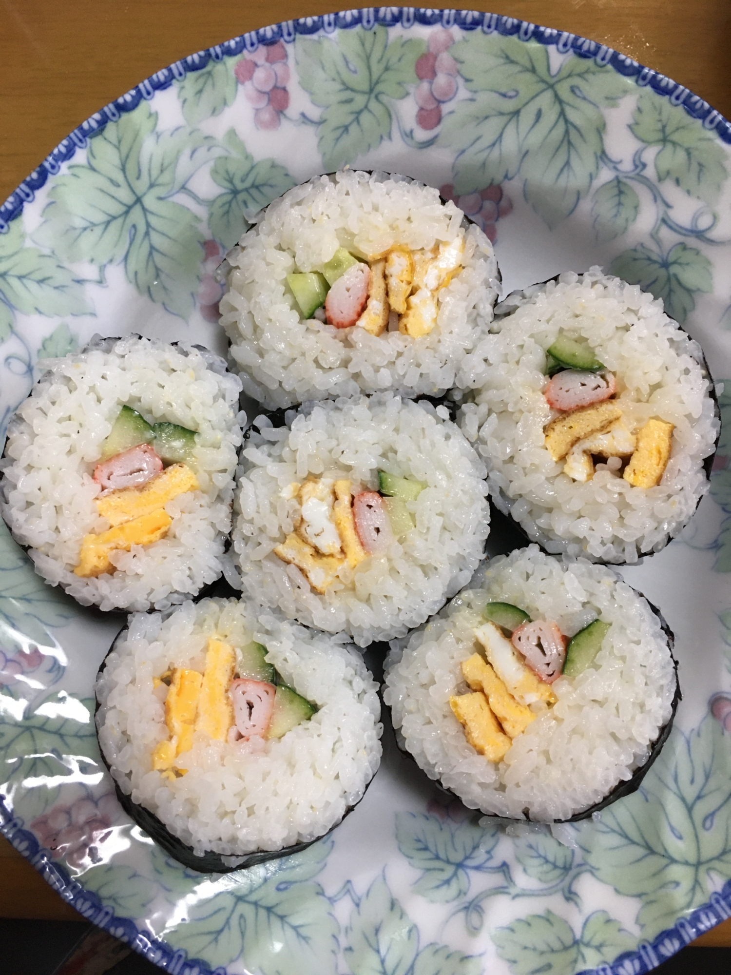 100均巻き寿司器で ぶきっちょでも簡単巻き寿司 レシピ 作り方 By 雪まんじゅう 楽天レシピ 100均巻き寿司器で ぶきっちょでも簡単巻き寿司 レシピ 作り方 By 雪まんじゅう 楽天レシピ