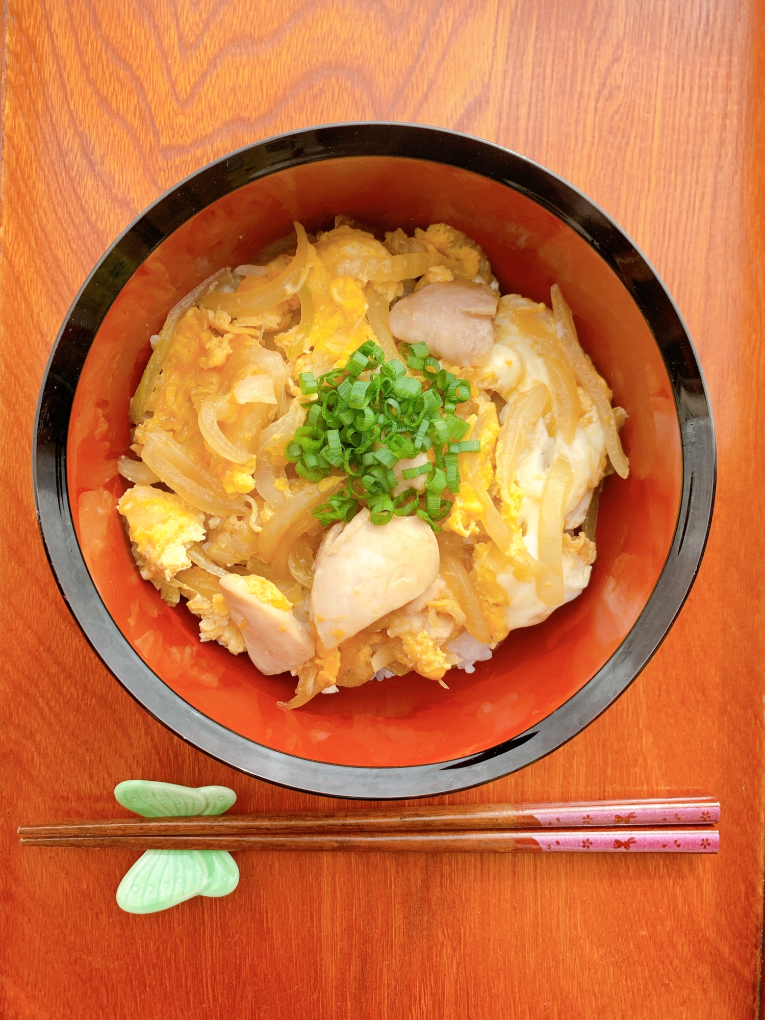 ほぼ10分で完成♪冬をあじわう！白菜の親子丼