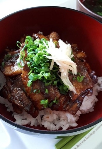 どこよりも美味しい！豚丼♪