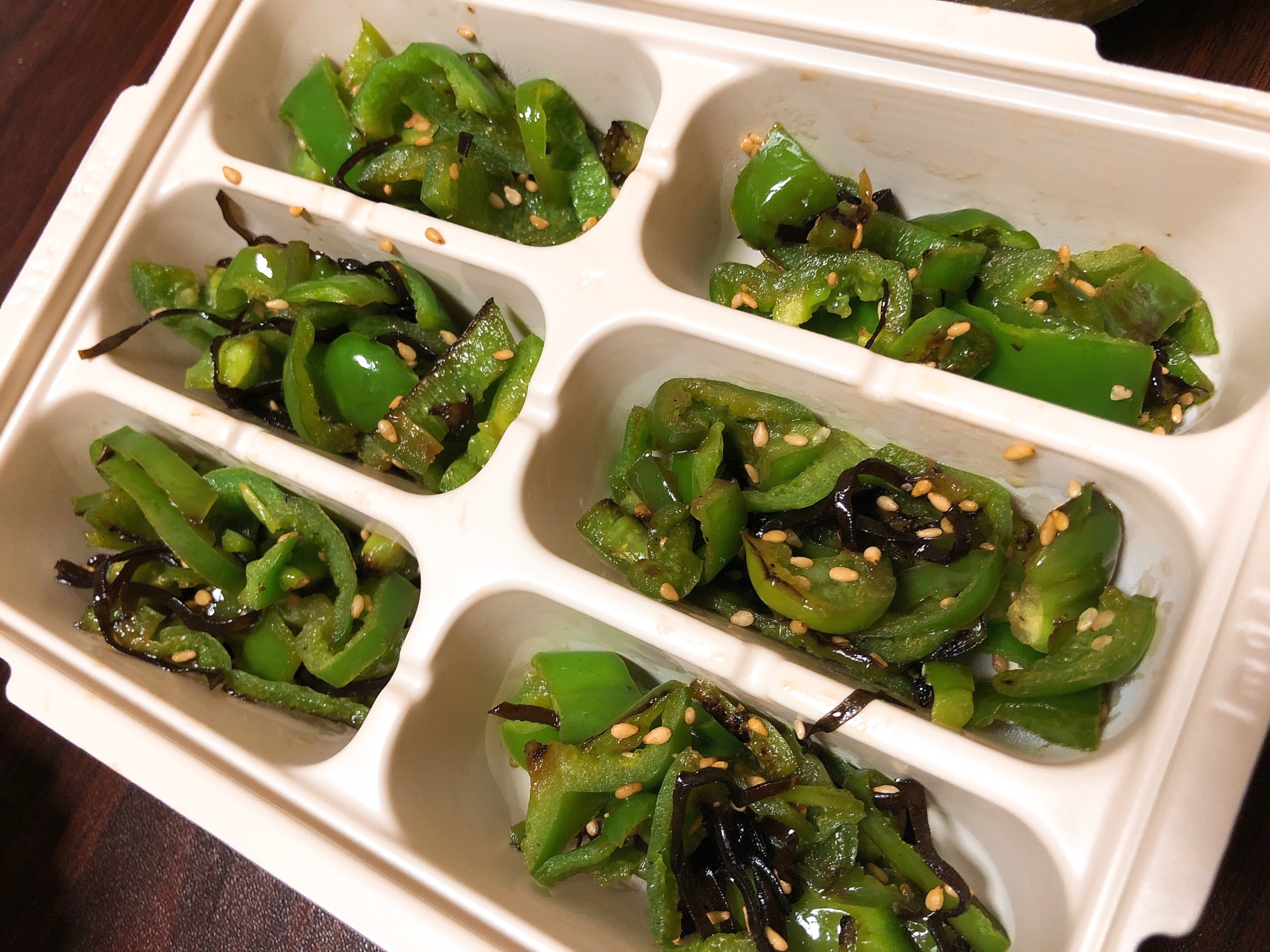 お弁当に⭐ピーマンと昆布の塩和え