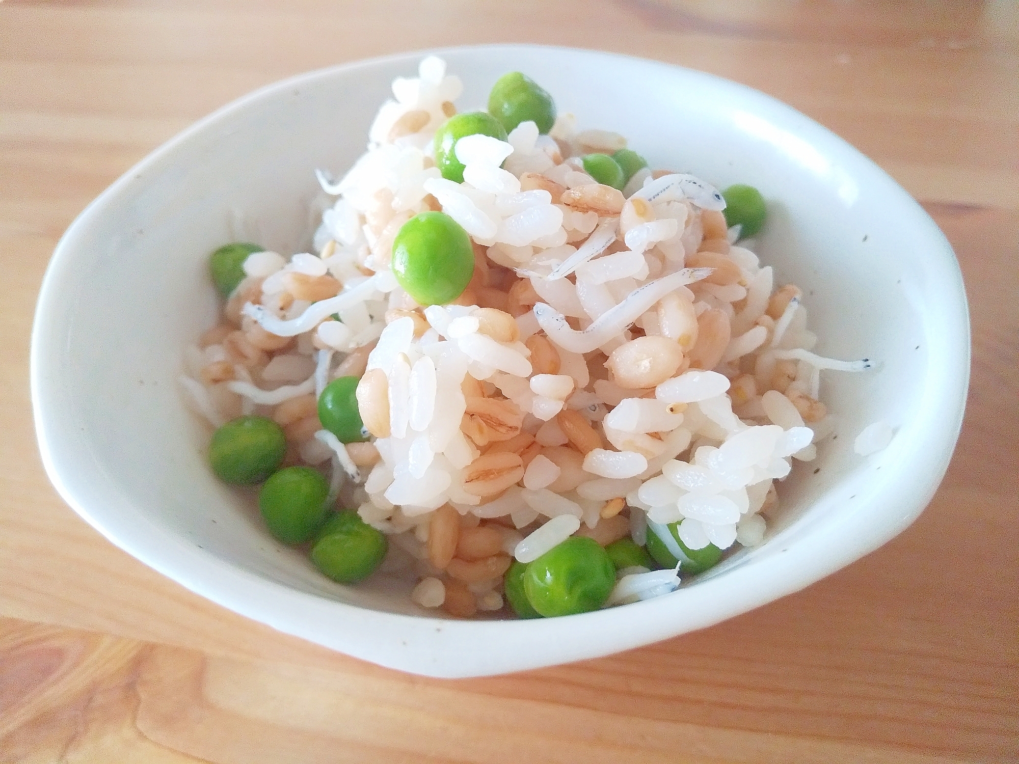 じゃことグリンピースの混ぜご飯