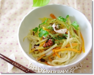 シャキシャキポテトの焼きうどん