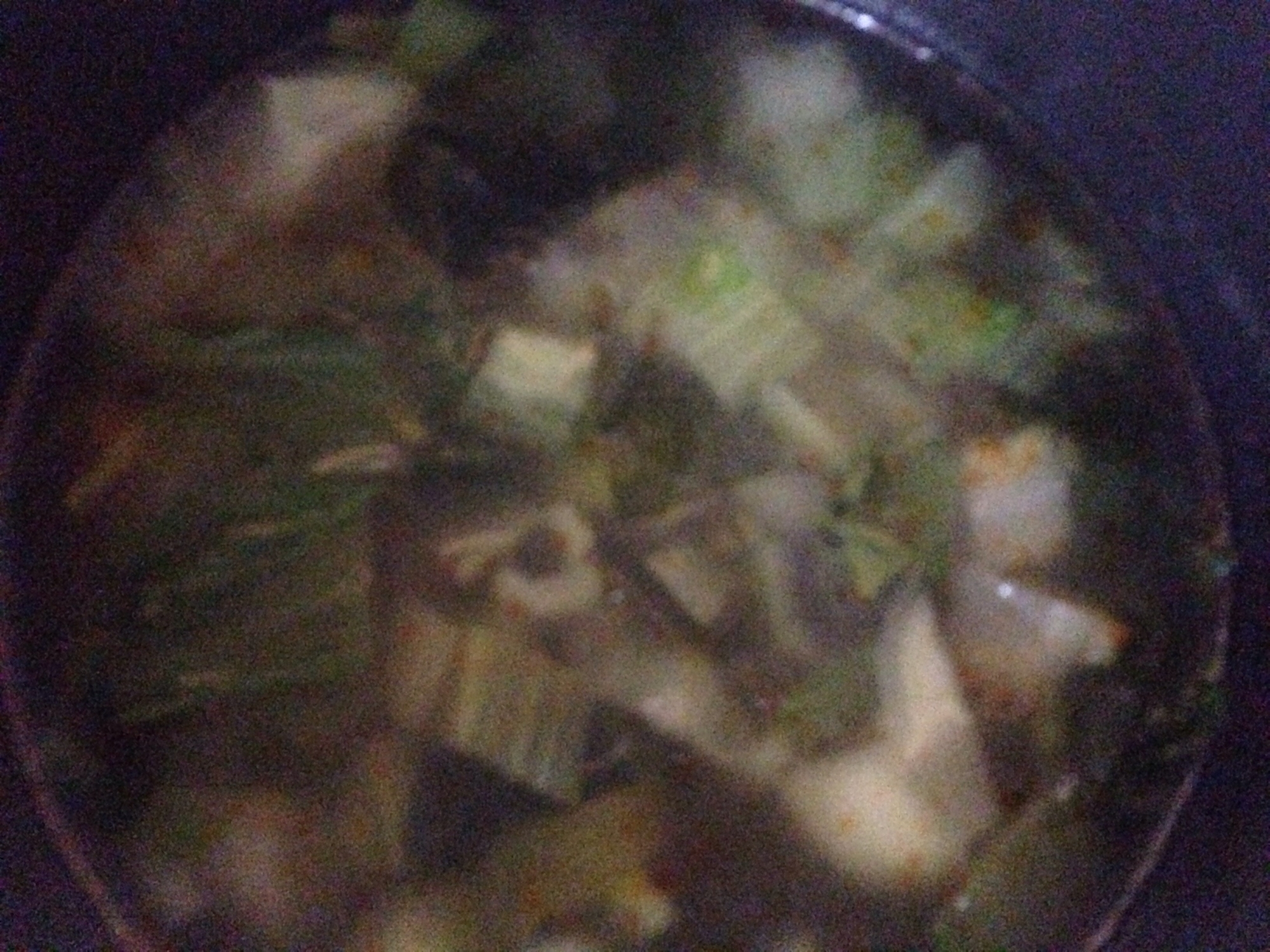 青梗菜とわかめと春雨のスープ
