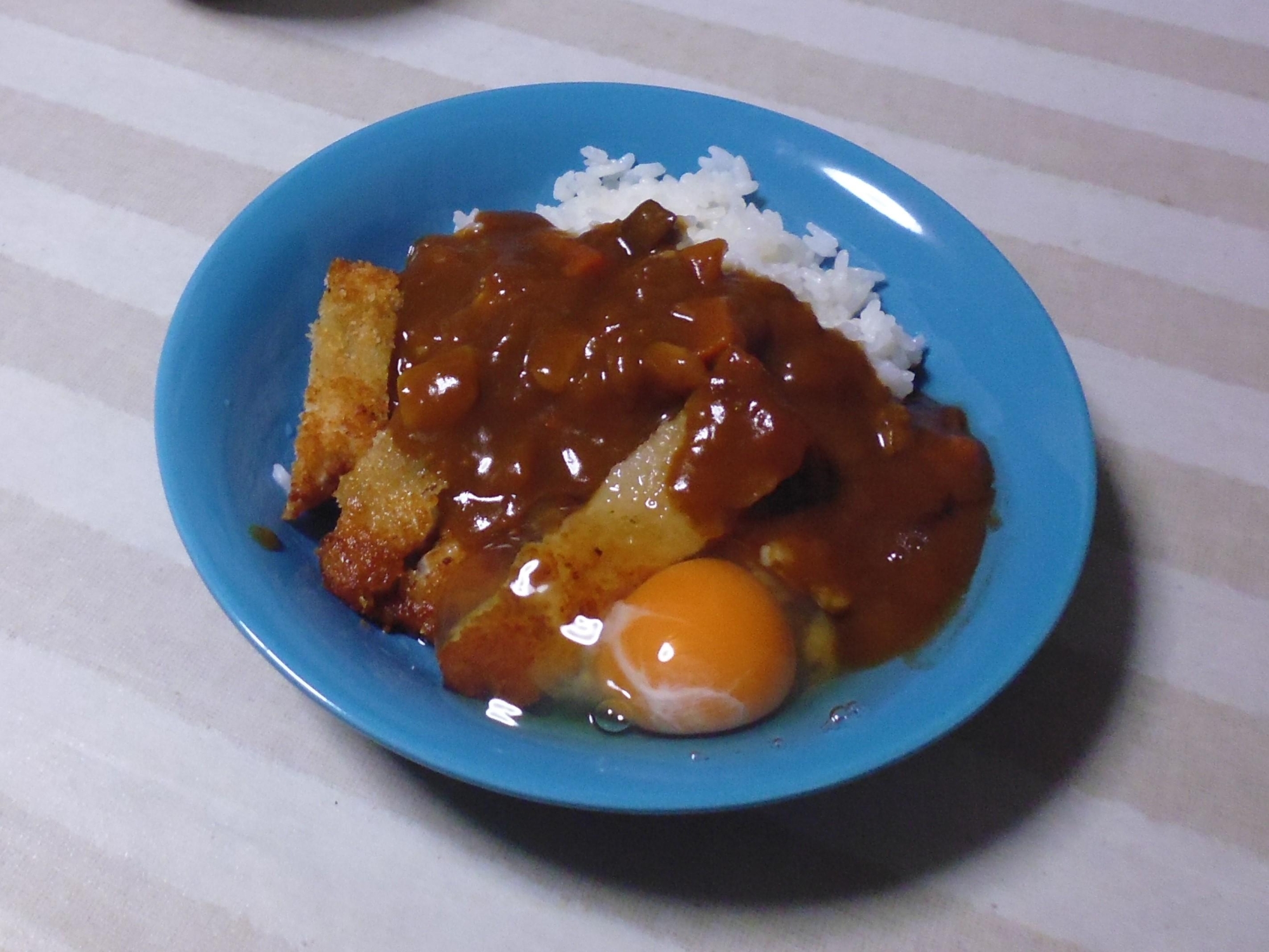 たまご乗せ！カツカレー