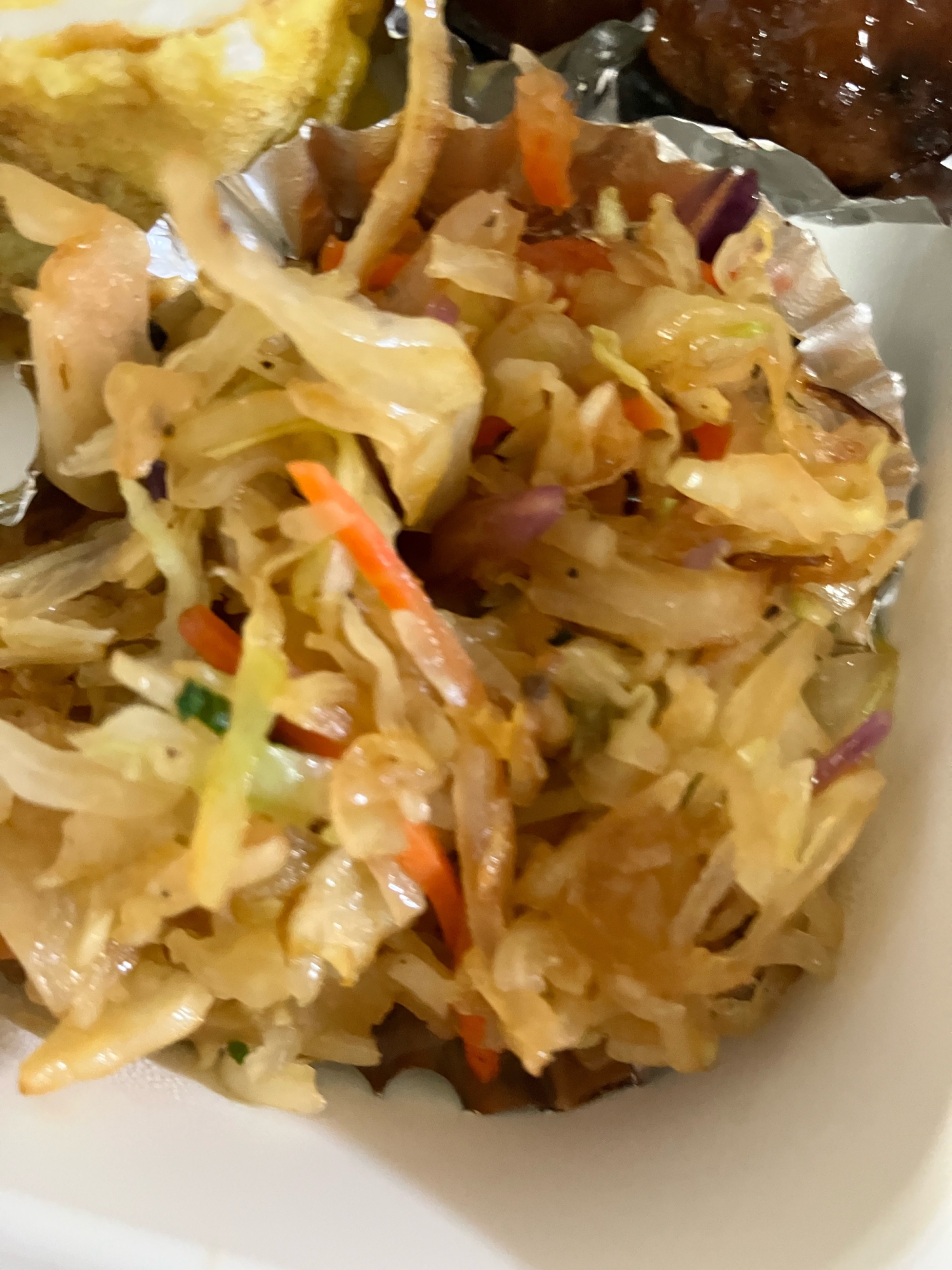 カットキャベツの炒め物