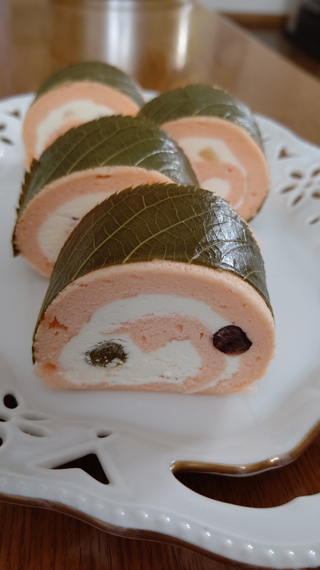 桜ロールケーキ