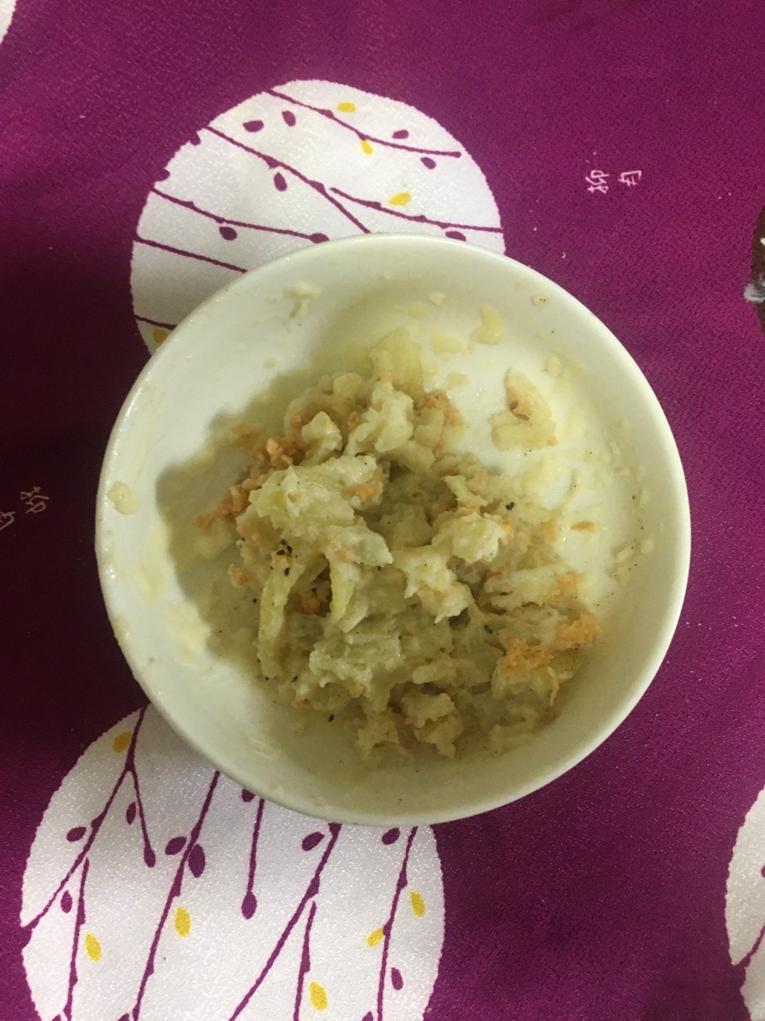 冷凍ポテトと鮭フレークで簡単マッシュポテト風♪