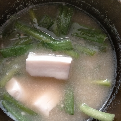 ニラのお味噌汁好きです！お豆腐も入って美味しかったです✧*レシピありがとうございます(୨୧•͈ᴗ•͈)◞ᵗʱᵃᵑᵏઽ*♡