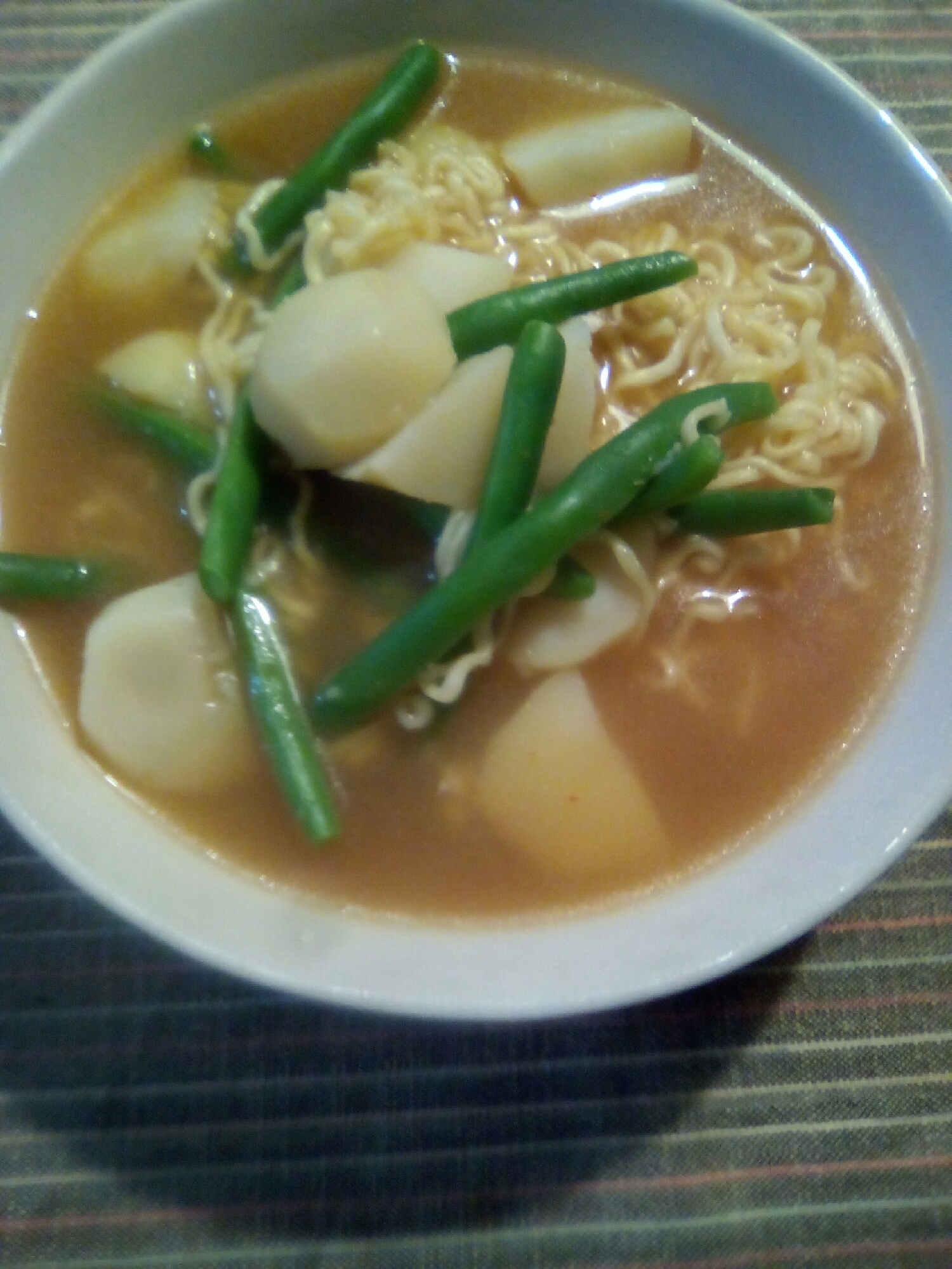 じゃがいもといんげんの味噌ラーメン