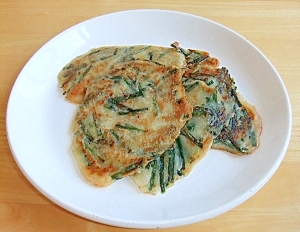 信州の家庭料理 ニラせんべい レシピ 作り方 By あずき 楽天レシピ 信州の家庭料理 ニラせんべい レシピ 作り方 By あずき 楽天レシピ