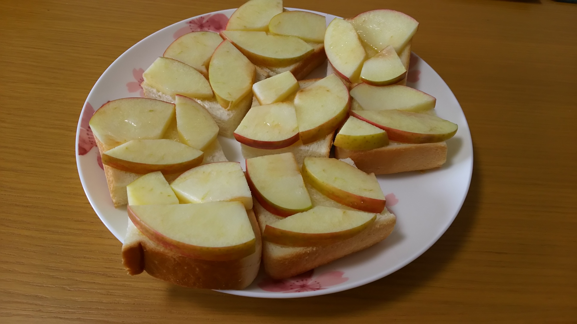 おうちの物で簡単りんごトースト☆