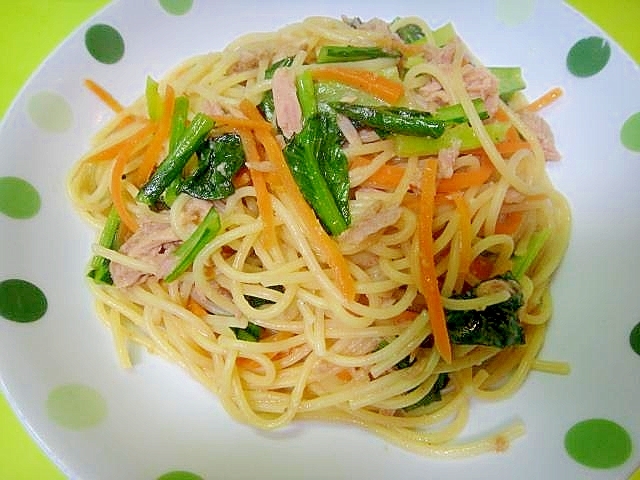 小松菜人参ツナのパスタ