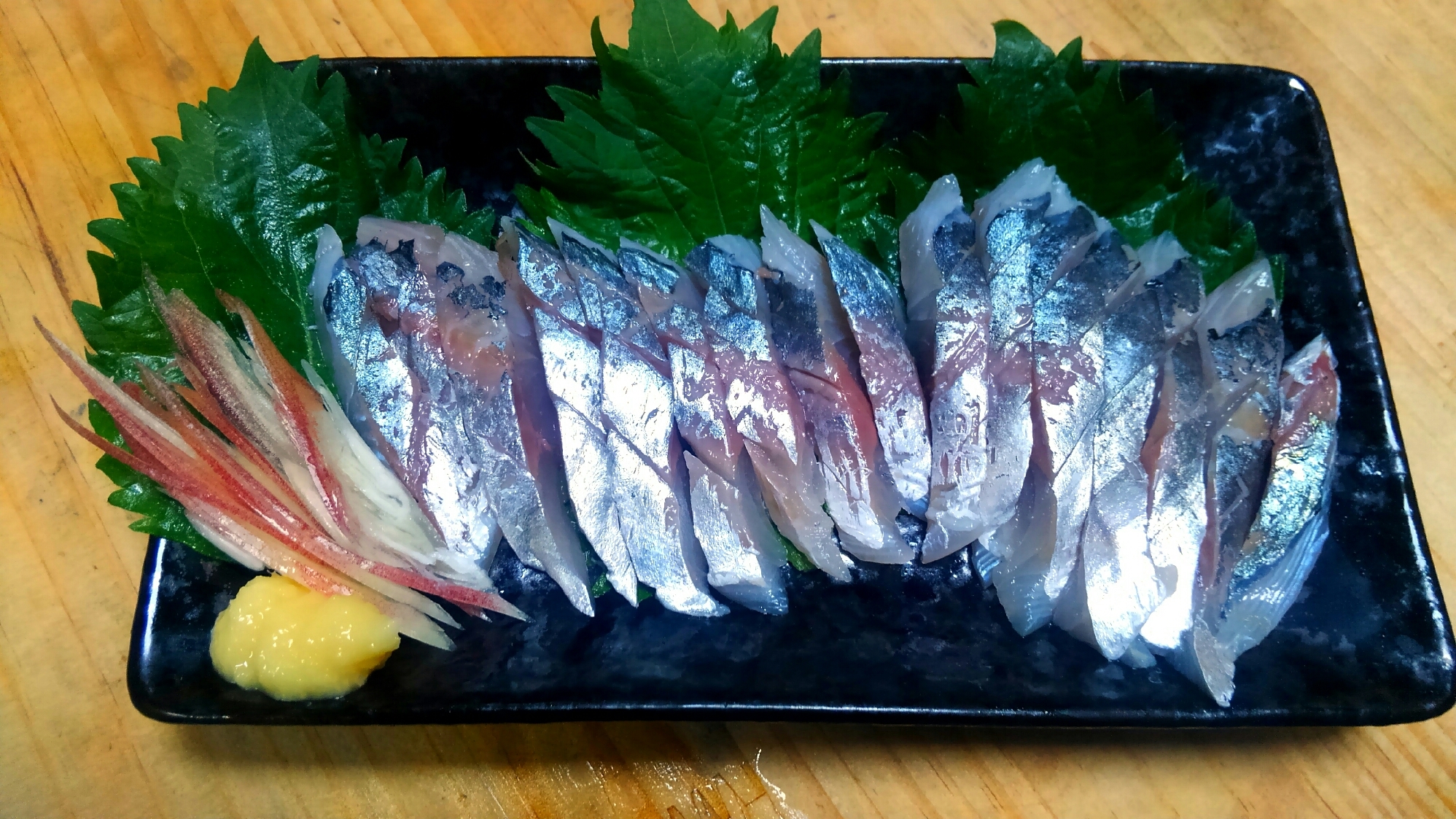 初心者向け アジのさばき方 刺身 レシピ 作り方 By 浜の釣り人 楽天レシピ 初心者向け アジのさばき方 刺身 レシピ 作り方 By 浜の釣り人 楽天レシピ