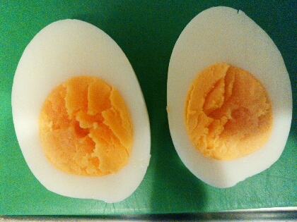 綺麗なゆで卵ができました（＊＾＿＾＊）