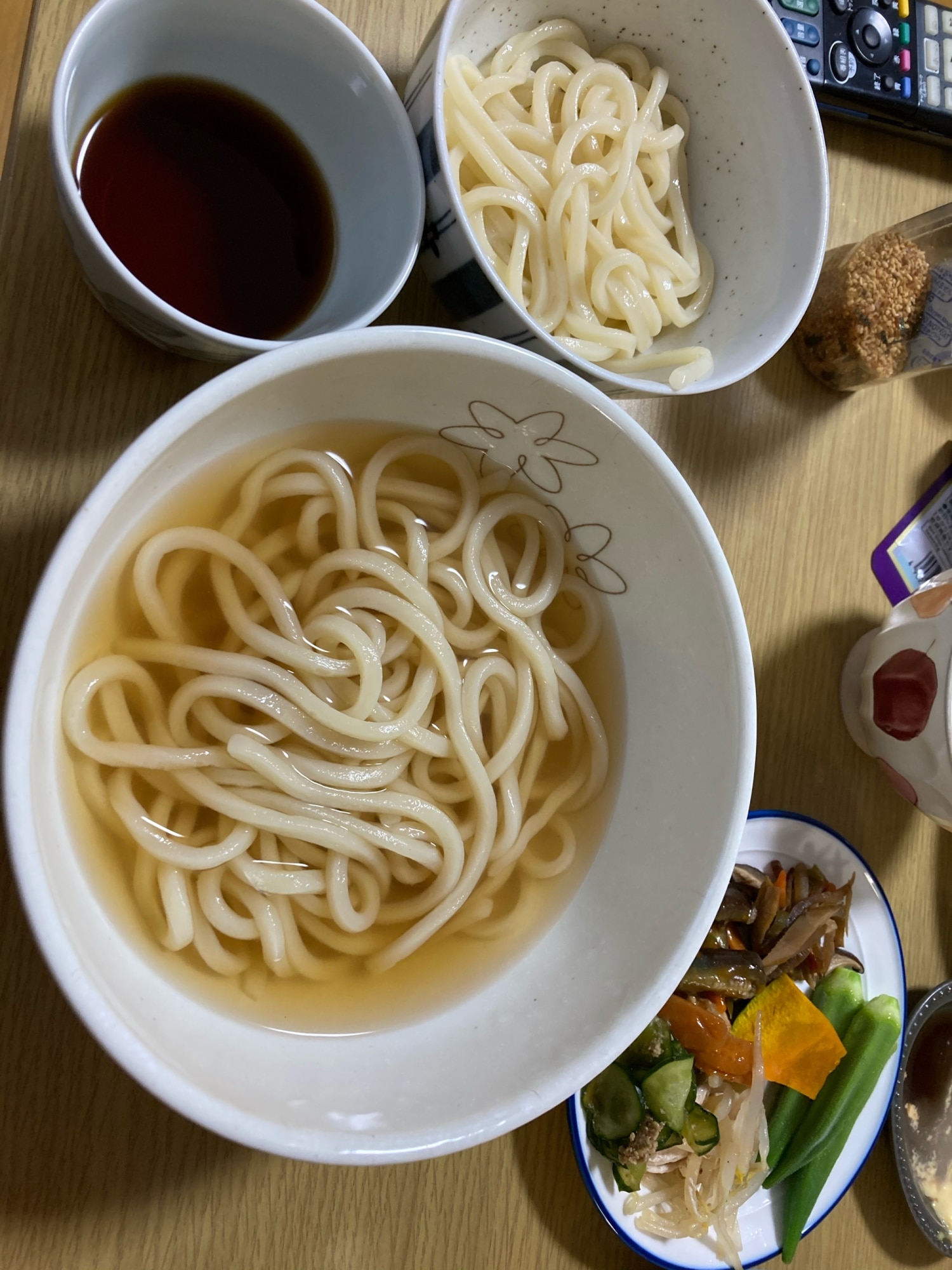 『夜食に食べたくなる』素うどん