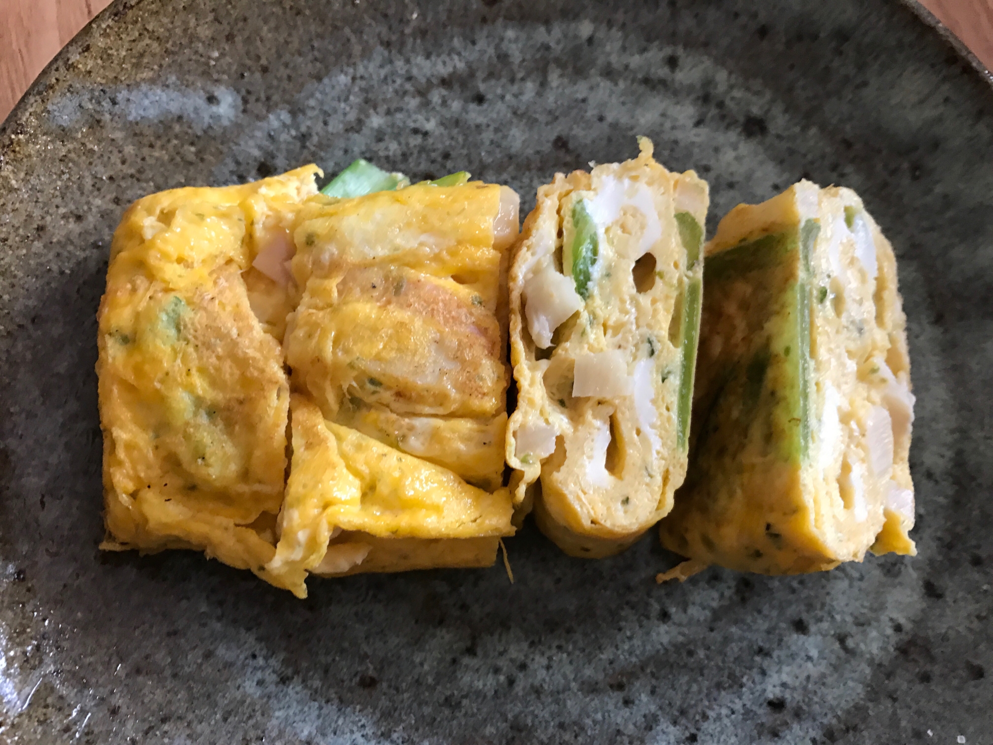 小松菜とタケノコの青のり入り卵焼き