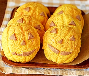 バターなしでハロウィンメロンパン