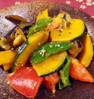 シンプル彩り野菜の蒸し炒め