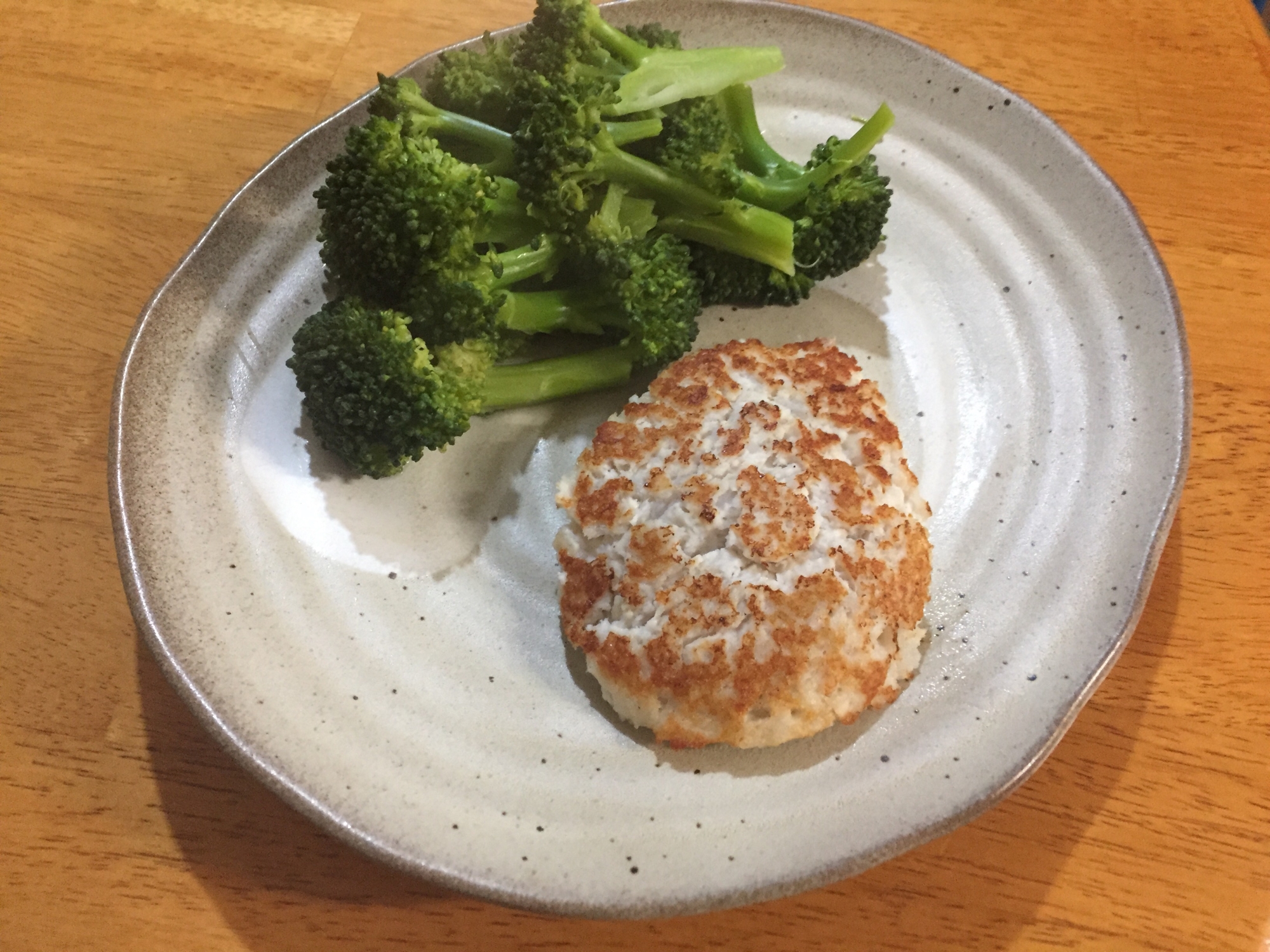 里芋と鶏ミンチで作るあっさりハンバーグ