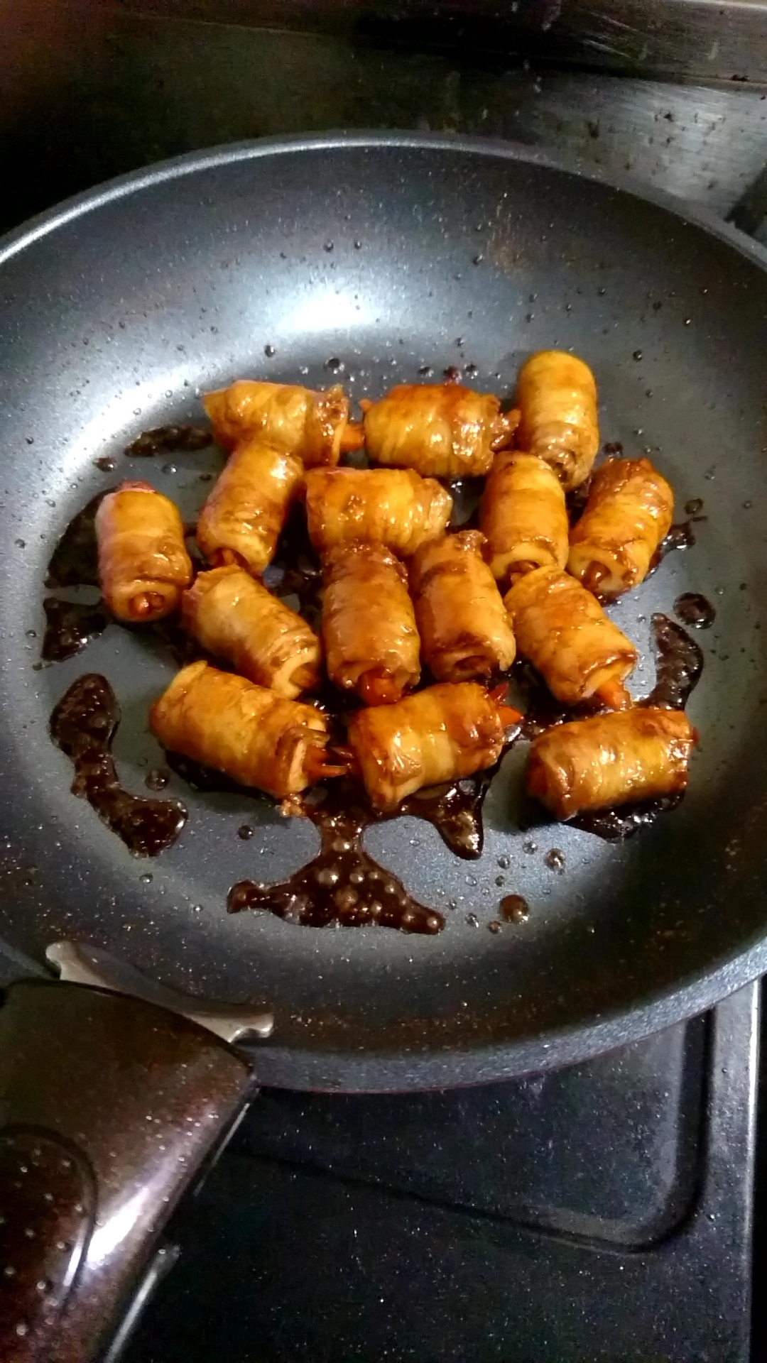 お弁当に☆人参ちくわの豚バラ巻き