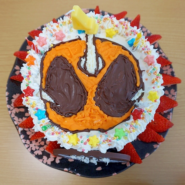 簡単 仮面ライダーゴーストのバースデーケーキ レシピ 作り方 By Riki1122 楽天レシピ 簡単 仮面ライダーゴーストのバースデーケーキ レシピ 作り方 By Riki1122 楽天レシピ