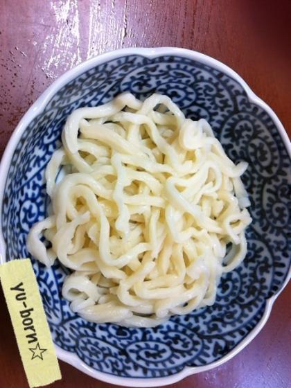 材料３つ男の手打ちうどん