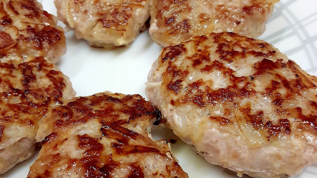 子供が喜ぶ 豚ひき肉のつくね卵黄醤油だれ レシピ 作り方 By Acchan66 楽天レシピ 子供が喜ぶ 豚ひき肉のつくね卵黄醤油だれ レシピ 作り方 By Acchan66 楽天レシピ