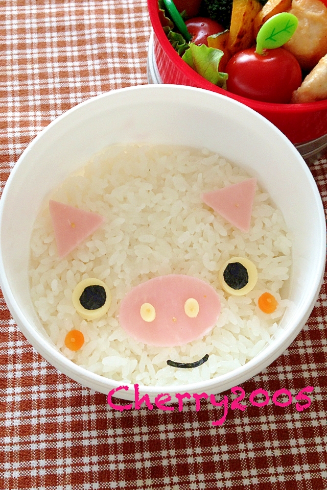 簡単キャラ弁☆まぁるいお弁当箱ｄｅこぶたちゃん弁当