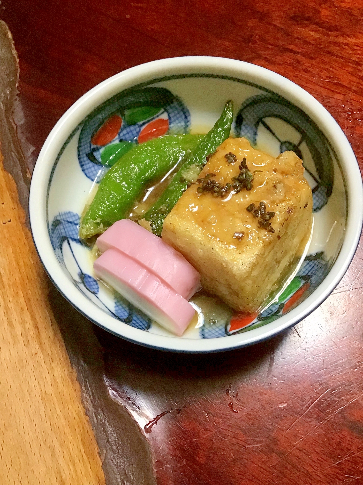 おろし生姜入りポン酢の揚げ出し豆腐＆しし唐。