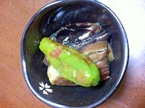 茄子と万願寺唐辛子の甘辛煮♪