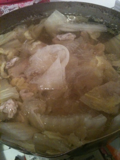 このレシピでとっても美味しくできましたo(^▽^)o
大根、白菜たっぷりヘルシー鍋☆