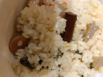 炊飯器で簡単作り置き♪ちりめんじゃこと梅のおこわ