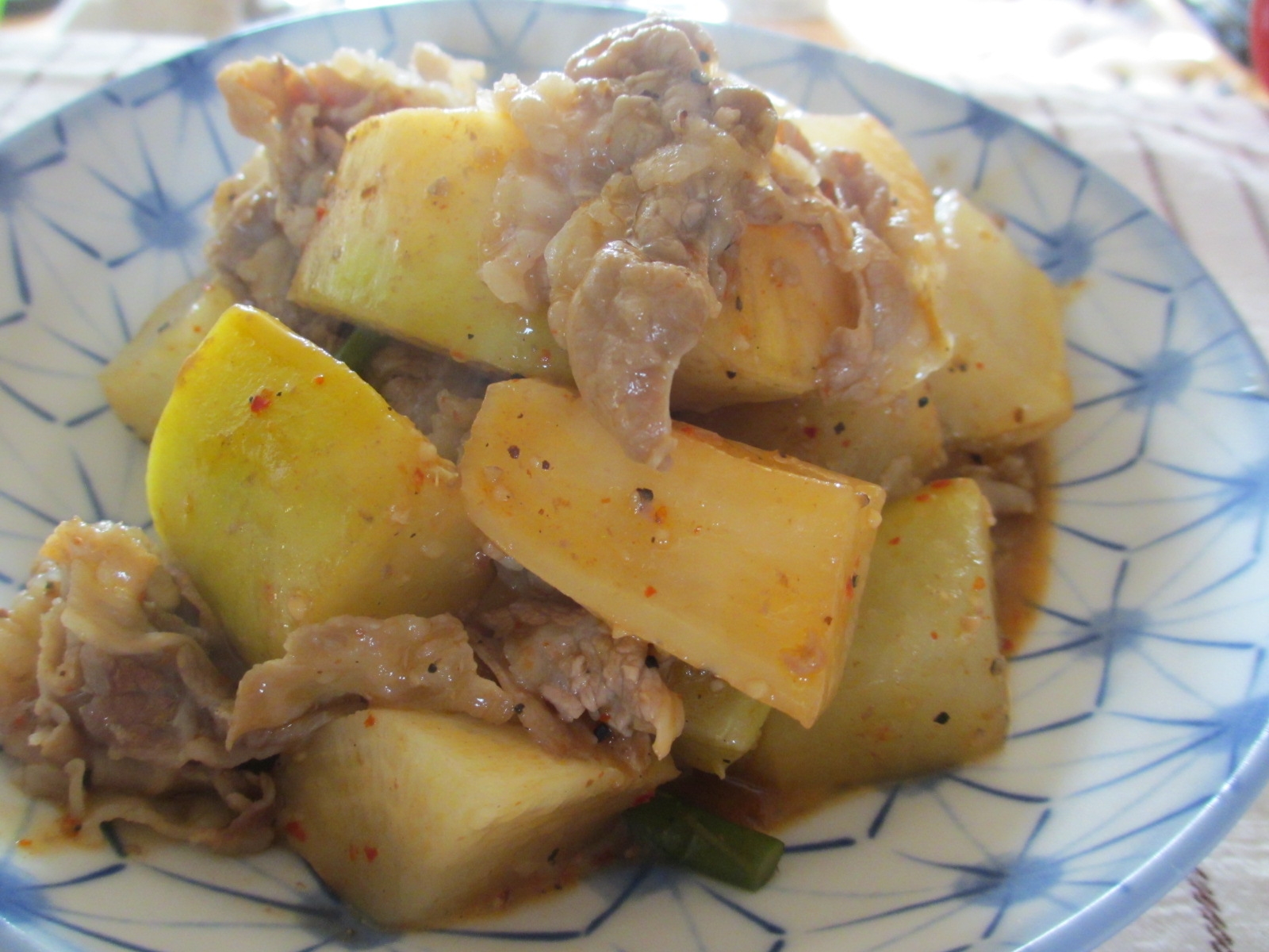 牛肉と大根のピリ辛煮（圧力鍋）