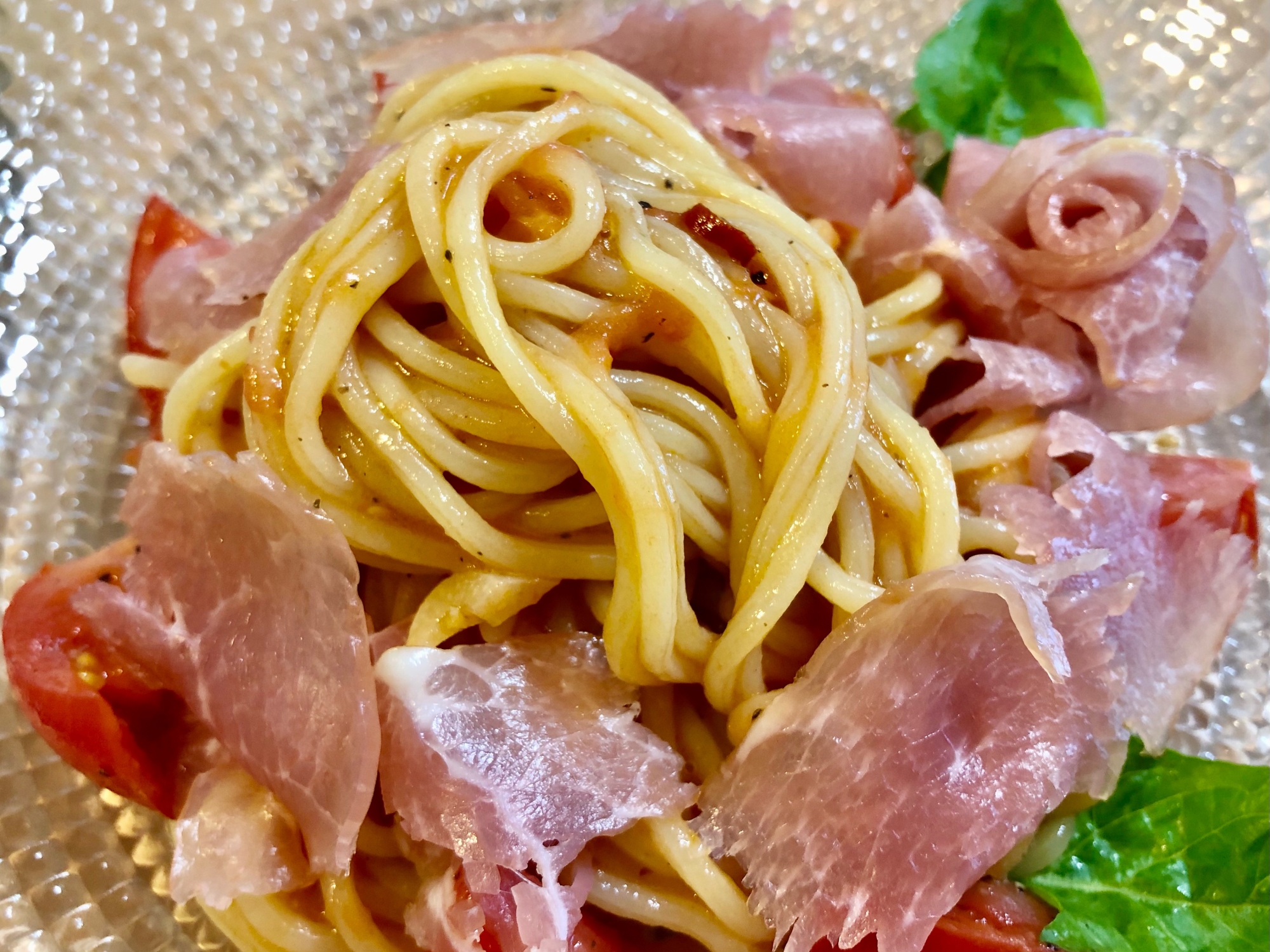 在宅ランチ♫フレッシュトマトと生ハムの冷製パスタ