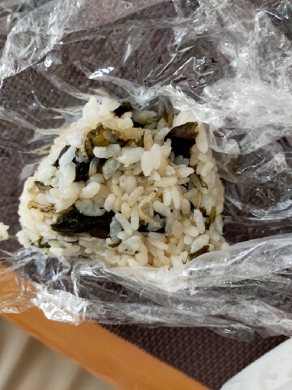 簡単！炊き込みご飯♪（わかめ＆ちりめんじゃこ）