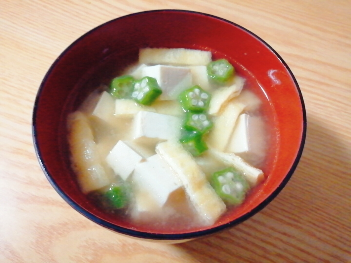 豆腐と油揚げとオクラの味噌汁 レシピ 作り方 By はじゃじゃ 楽天レシピ 豆腐と油揚げとオクラの味噌汁 レシピ 作り方 By はじゃじゃ 楽天レシピ