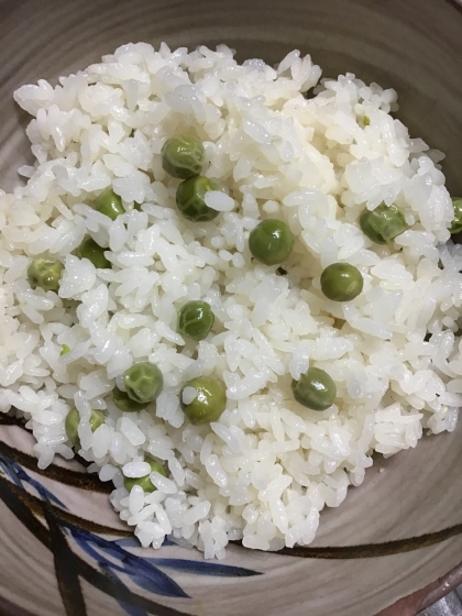 豆の風味を活かした☆絶品グリンピースご飯