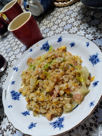 レタスをたくさん食べたくて作りました。簡単で美味しかったです。また作ります。ありがとうございます。