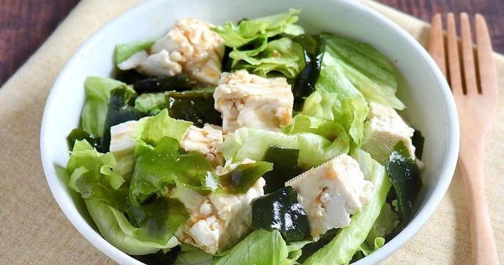 【副菜】包丁まな板要らず！レタスと豆腐のサラダ