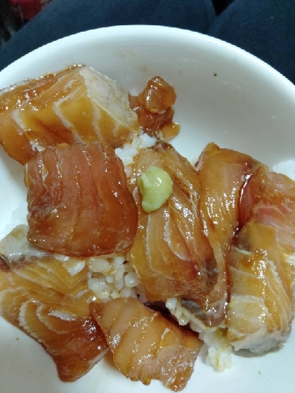 ❤　炙りサーモン＆ネギトロ丼　❤