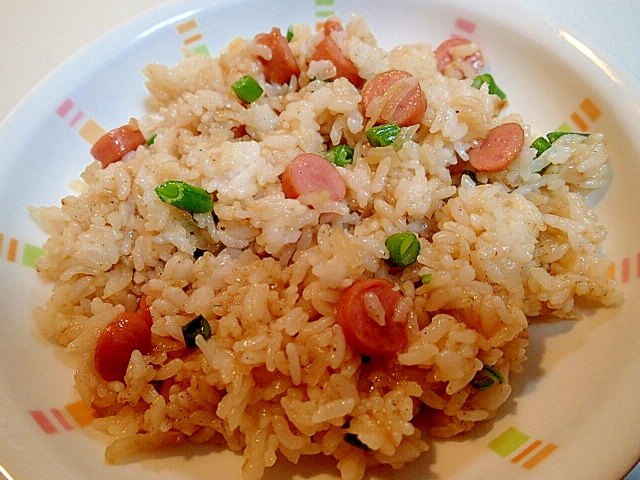 ウインナーと玉ねぎといんげんの大蒜香るチャーハン♪