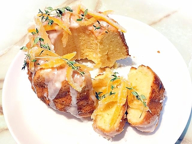 フルーティなクグロフケーキ★レモン&タイムバント♪