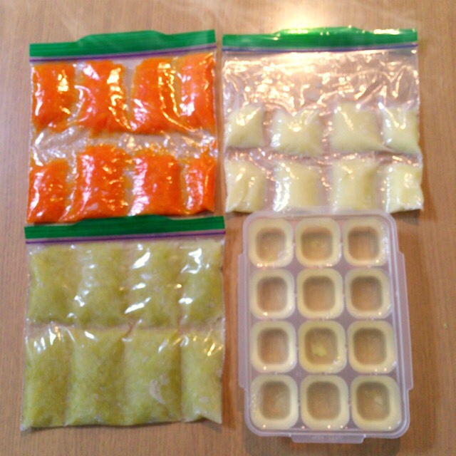 ズボラ母の離乳食中期 一気に蒸し野菜とスープ2品 レシピ 作り方 By An 楽天レシピ ズボラ母の離乳食中期 一気に蒸し野菜とスープ2品 レシピ 作り方 By An 楽天レシピ