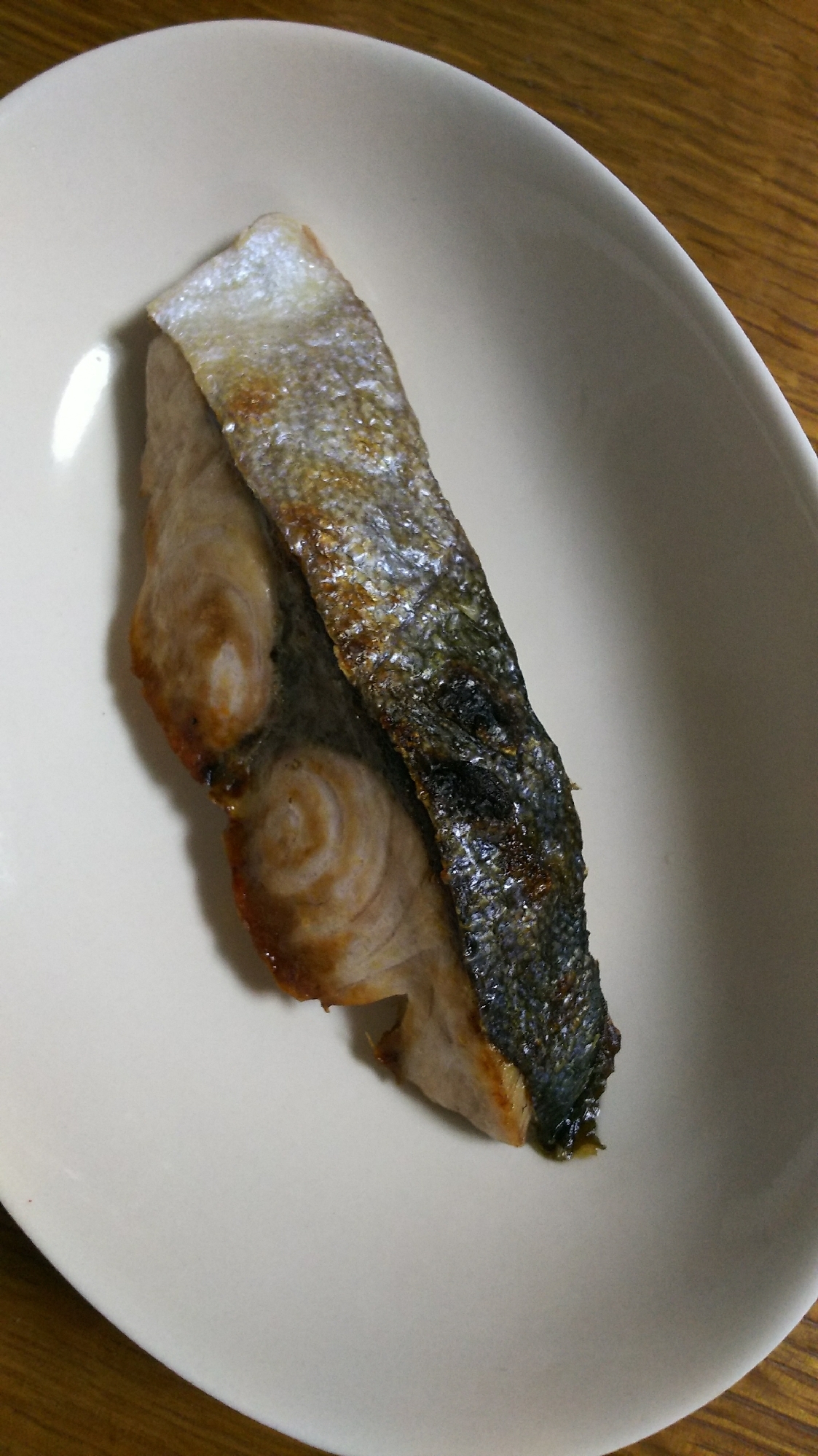 鰤のごま油塩焼き(グリル)